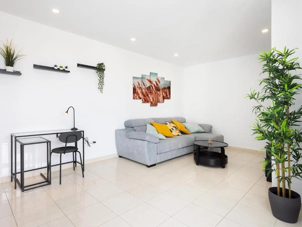 Apartamento Live Santa Cruz Tower 0*, Santa Cruz de Tenerife